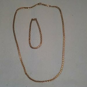 Gold necklace and bracelet